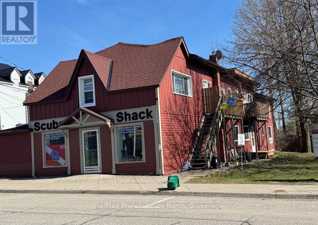 141 Hotchkiss Street, Gravenhurst, Ontario  P1P 1H6 - Photo 1 - X13087632