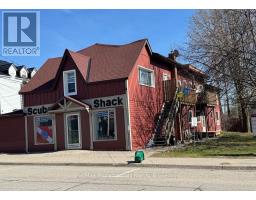 141 HOTCHKISS STREET, Gravenhurst, Ontario