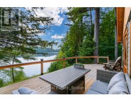 1027 NORTH PINE DRIVE, Lake of Bays, Ontario
