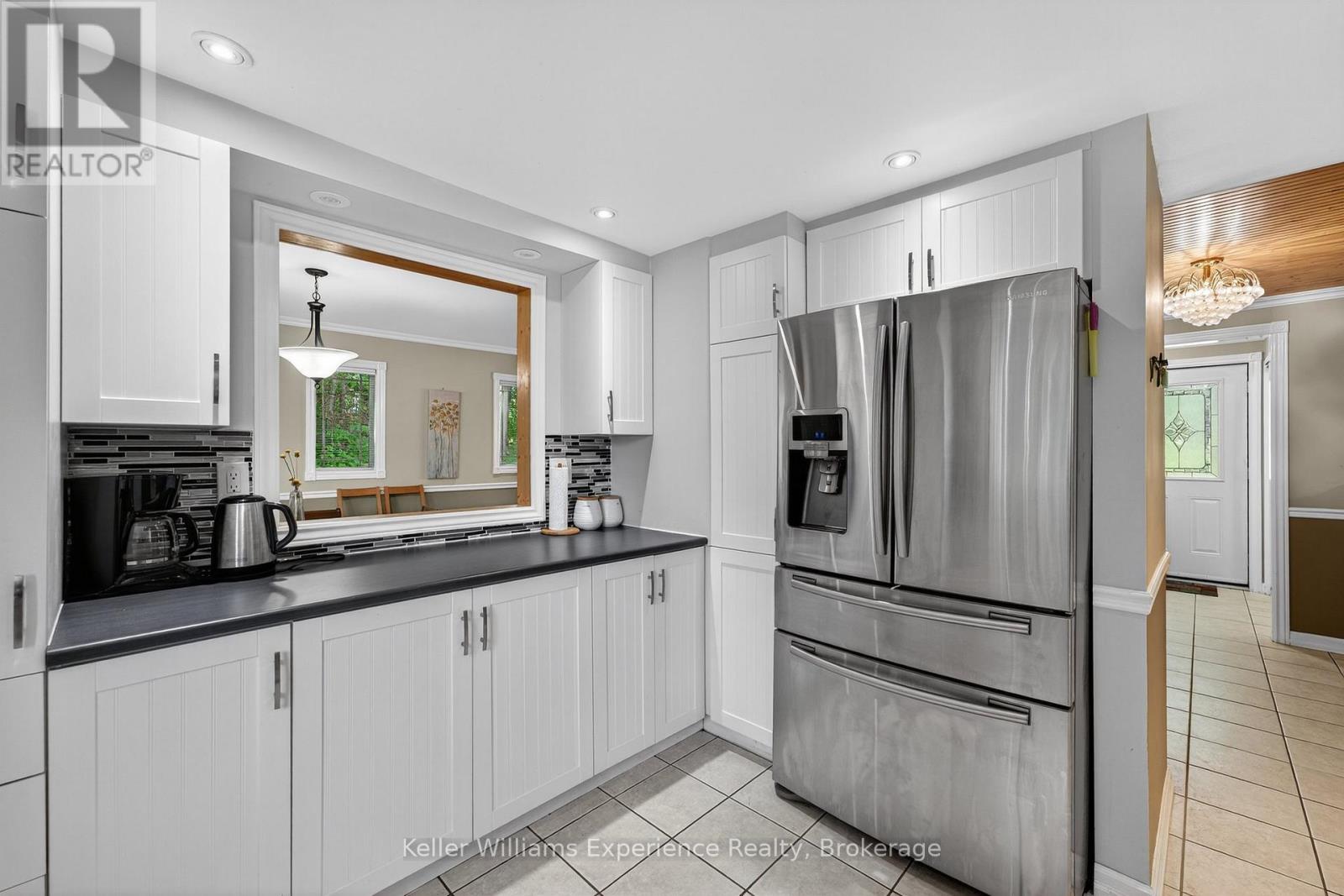 1236 Golden Beach Road, Bracebridge, Ontario  P1L 1W8 - Photo 8 - X13089408