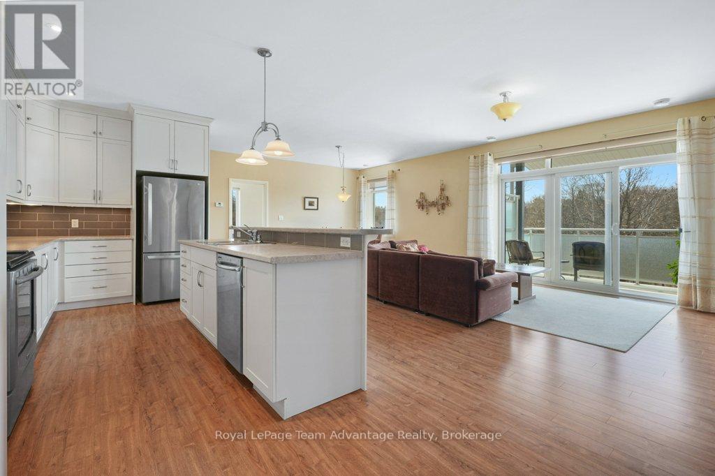 301 - 20a Silver Birch Court, Parry Sound, Ontario  P2A 0A7 - Photo 4 - X13089452