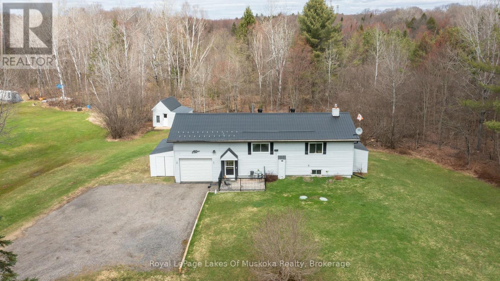 1040 Windermere Road, Muskoka Lakes, Ontario P0B 1M0 - Photo 2 - X13091066