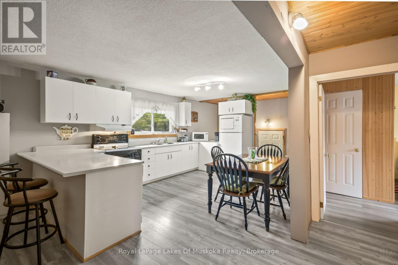 1040 Windermere Road, Muskoka Lakes, Ontario P0B 1M0 - Photo 5 - X13091066
