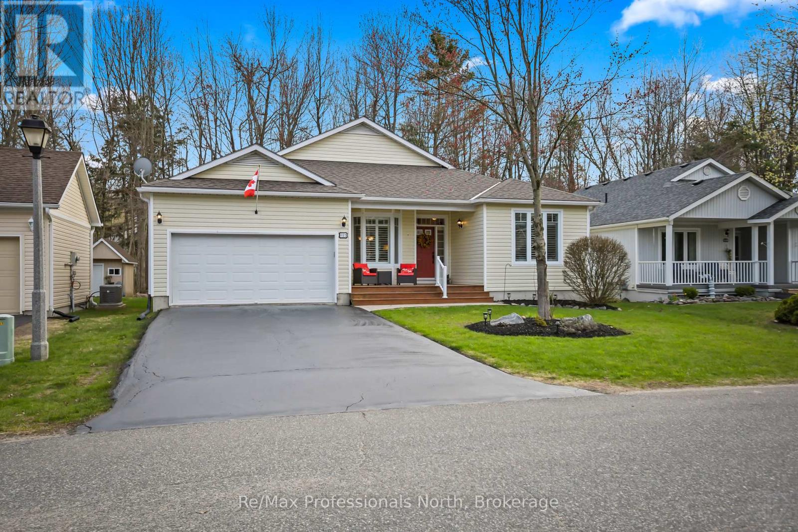 117 Hedgewood Lane, Gravenhurst, Ontario  P1P 1Z4 - Photo 1 - X13095308