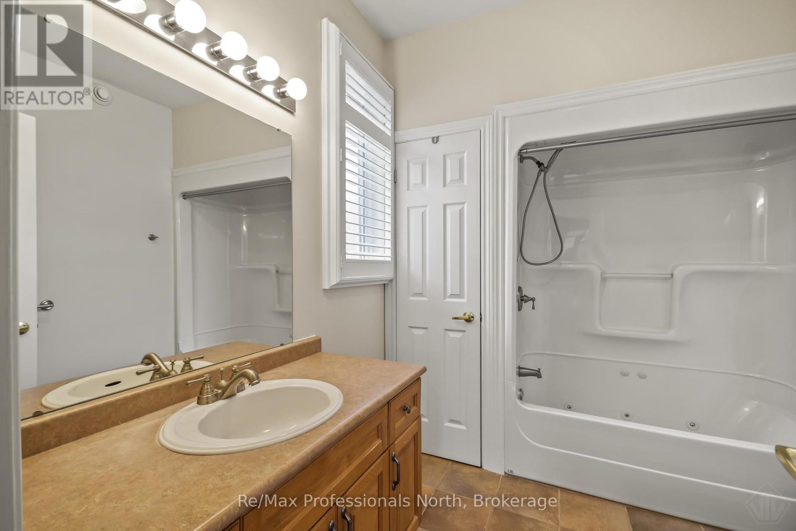 117 Hedgewood Lane, Gravenhurst, Ontario  P1P 1Z4 - Photo 20 - X13095308