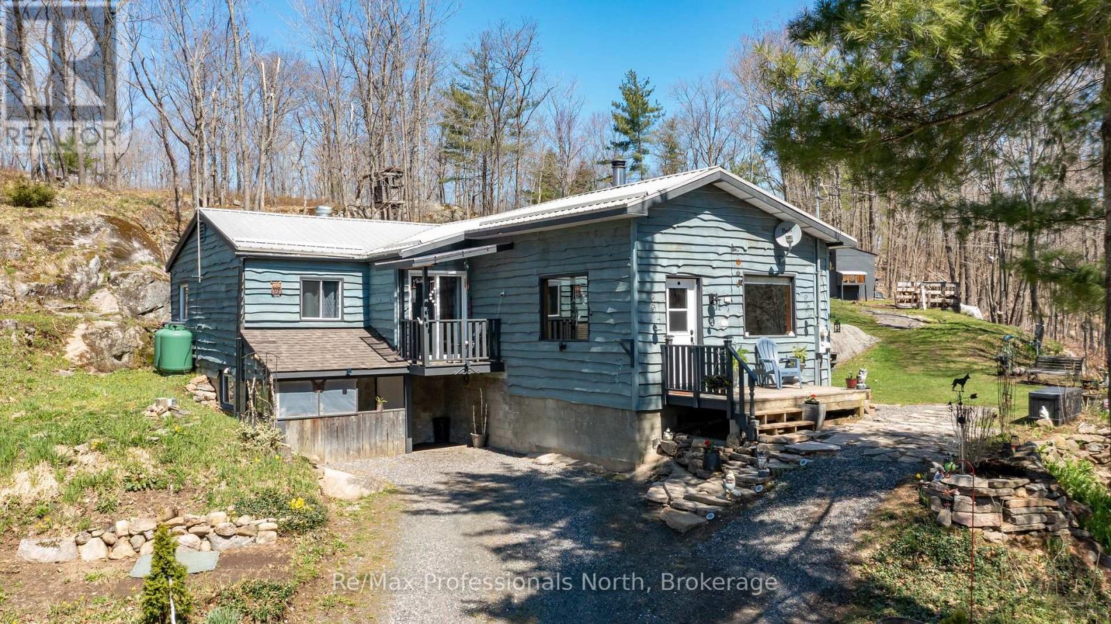 1017 Barlochan Road, Muskoka Lakes, Ontario  P1P 1R2 - Photo 1 - X13095340