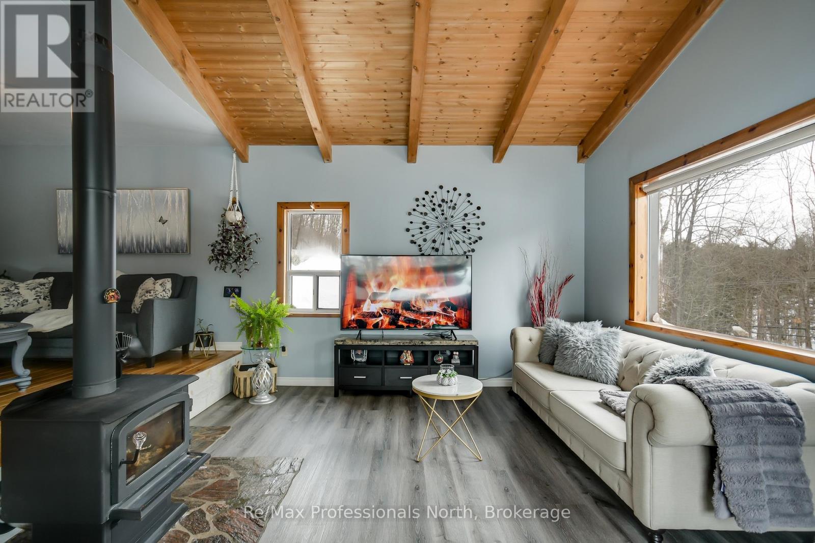 1017 Barlochan Road, Muskoka Lakes, Ontario  P1P 1R2 - Photo 3 - X13095340