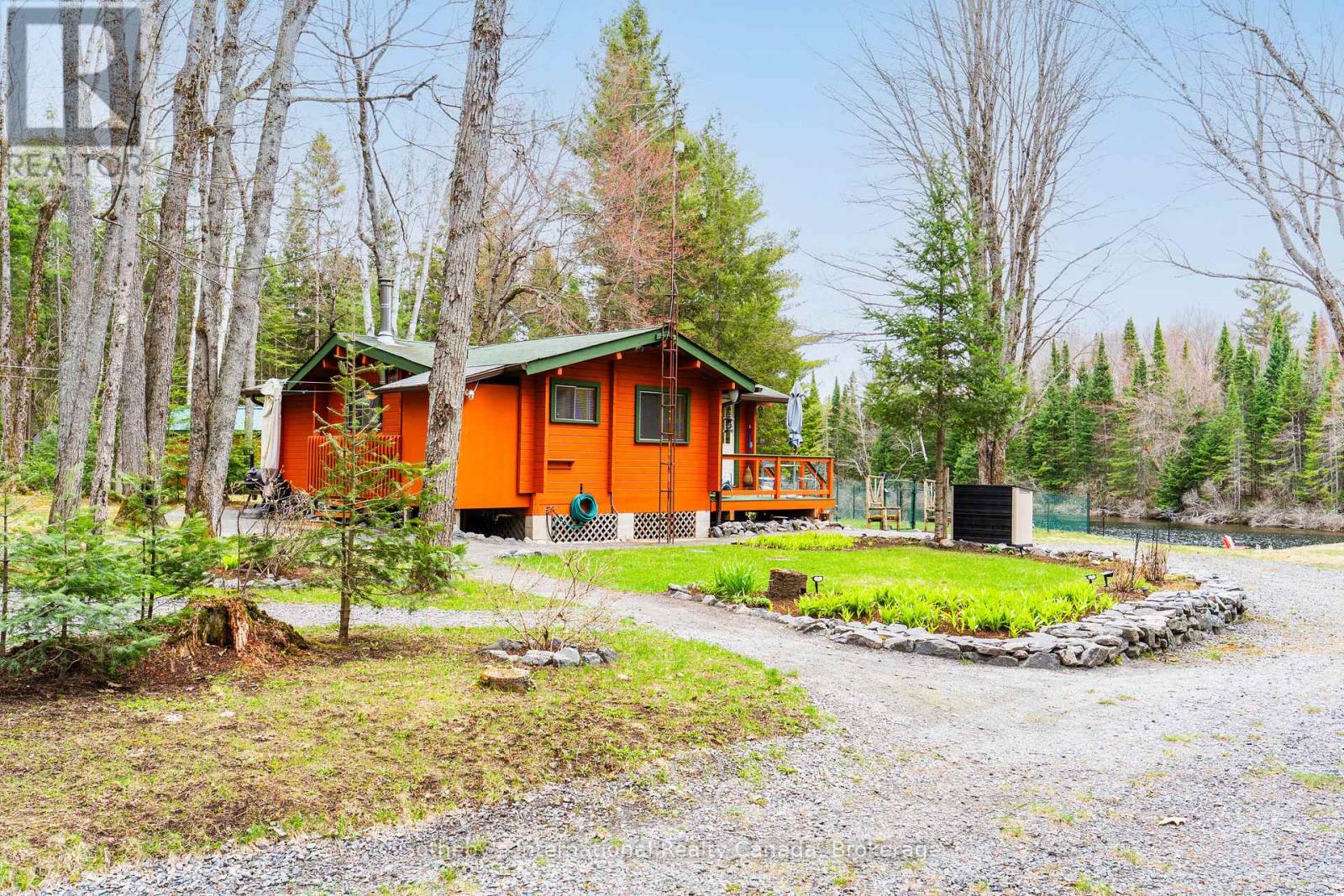 1041 Crockford Lane S, Bracebridge, Ontario P1L 1X3 - Photo 10 - X13095666