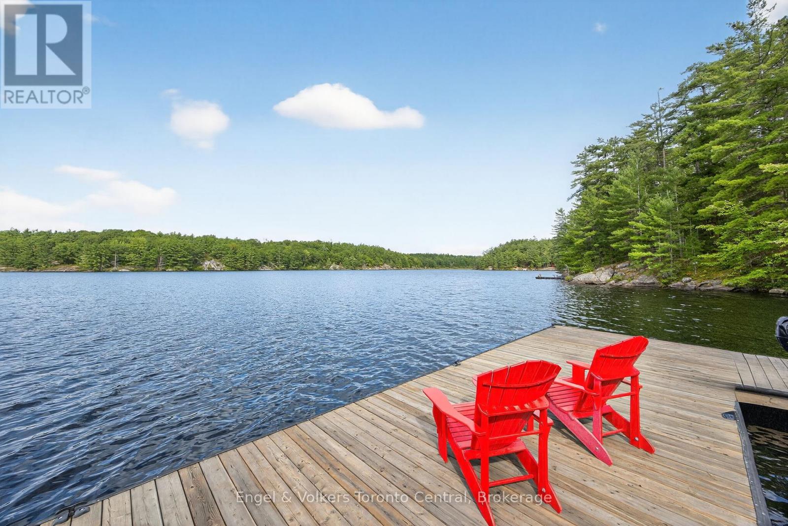 1042 Amanda Lane, Gravenhurst, Ontario P1P 1R3 - Photo 2 - X13099690