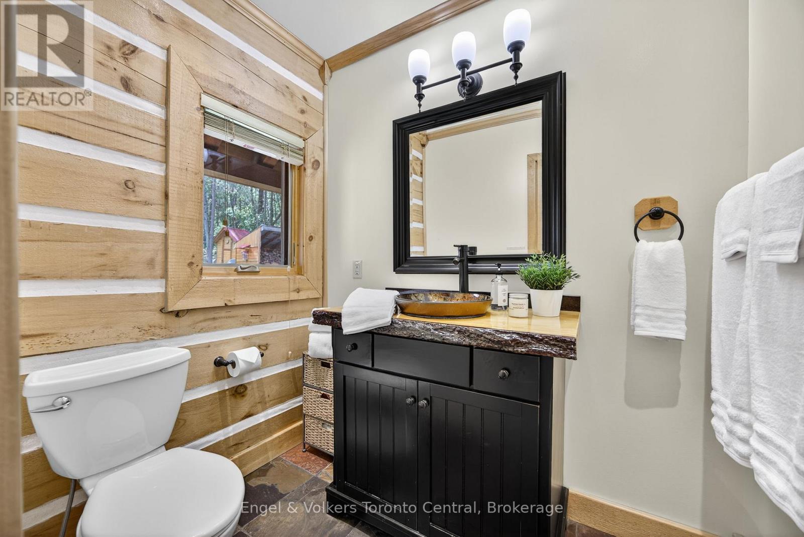 1042 Amanda Lane, Gravenhurst, Ontario P1P 1R3 - Photo 24 - X13099690