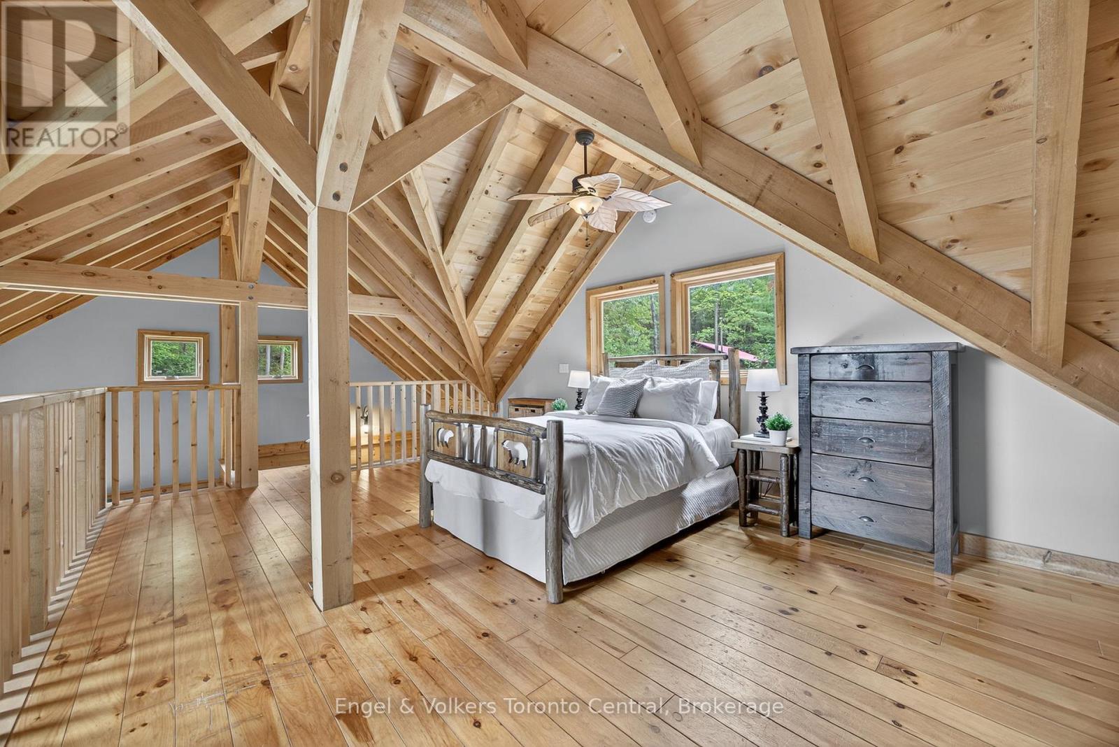 1042 Amanda Lane, Gravenhurst, Ontario P1P 1R3 - Photo 4 - X13099690