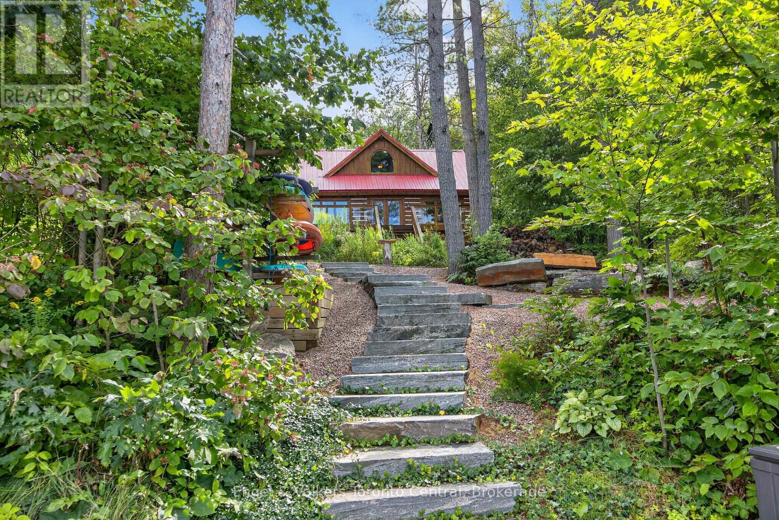 1042 Amanda Lane, Gravenhurst, Ontario P1P 1R3 - Photo 43 - X13099690