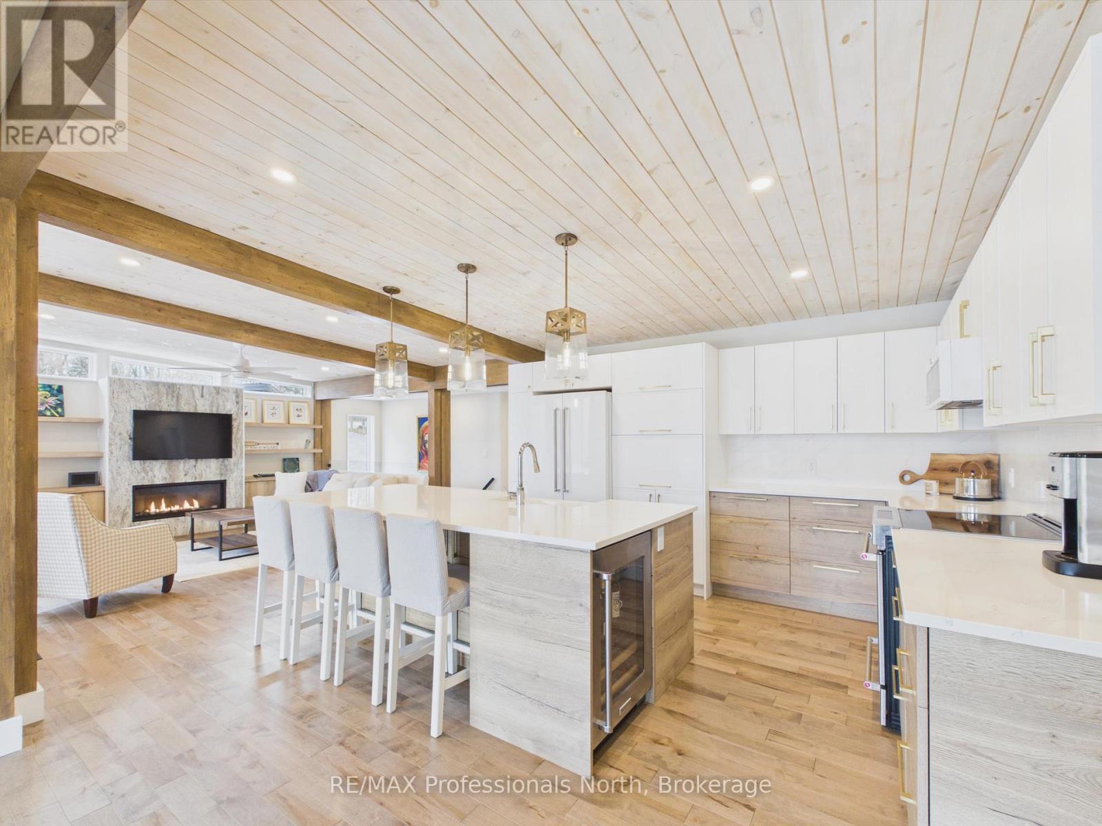 1011 Old Cottage Road, Bracebridge, Ontario  P1L 1X3 - Photo 17 - X13101120