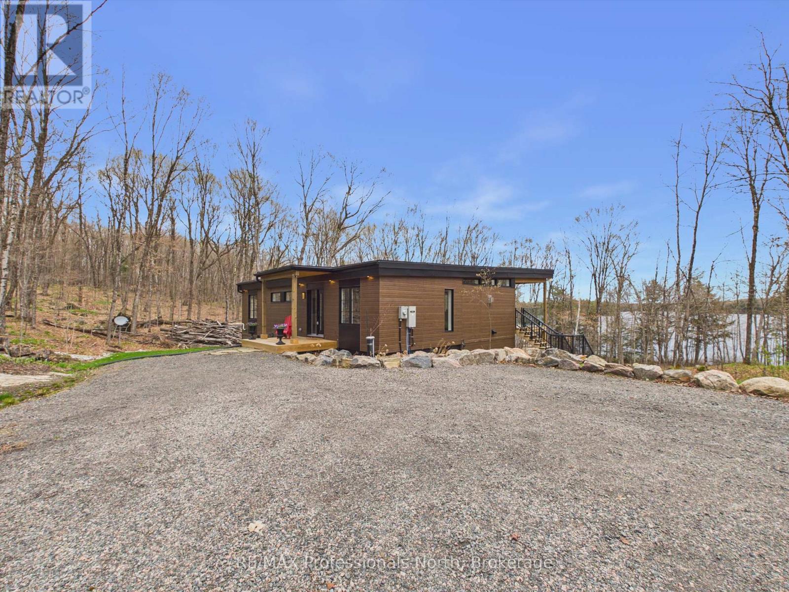 1011 Old Cottage Road, Bracebridge, Ontario  P1L 1X3 - Photo 4 - X13101120