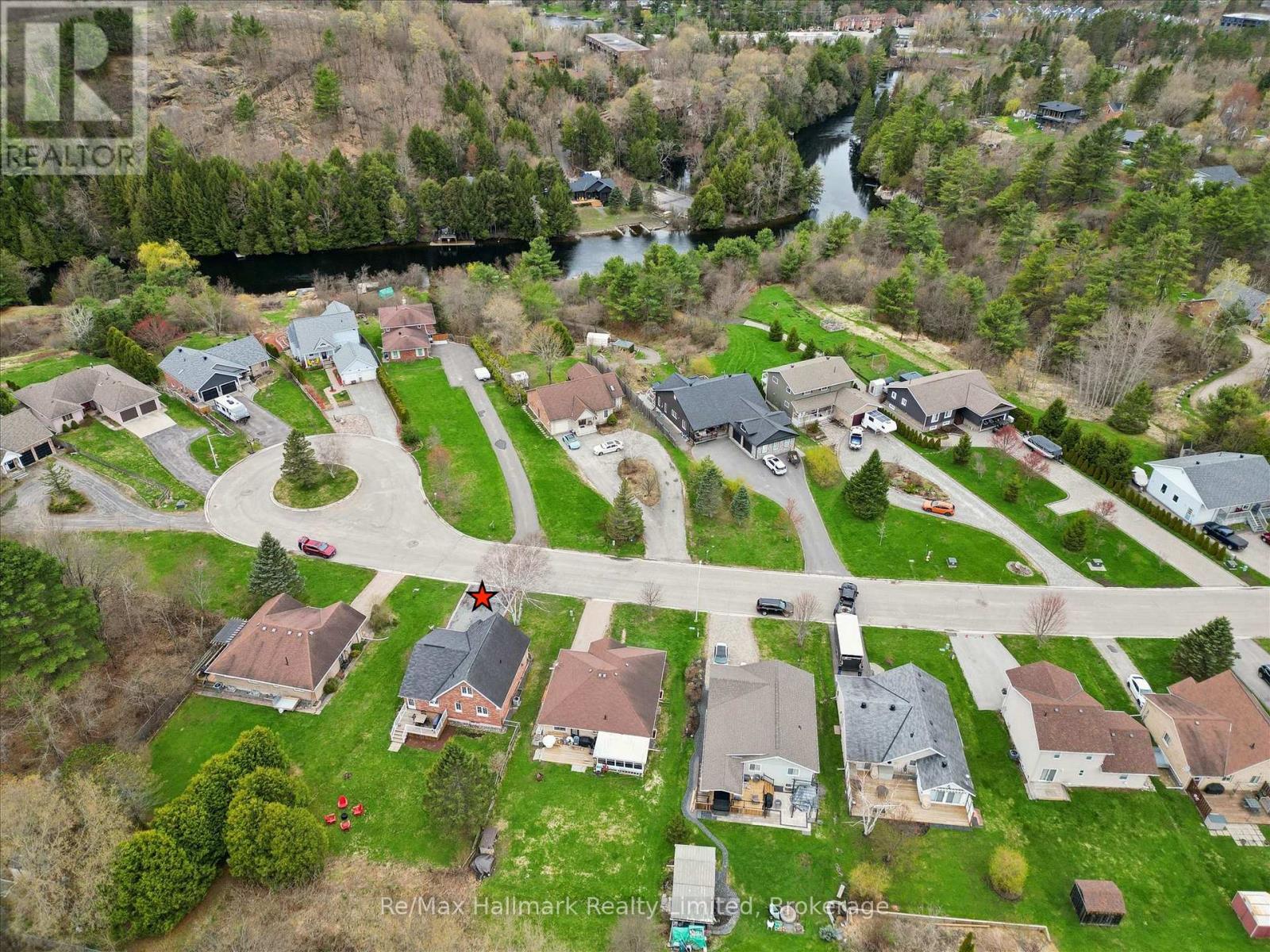 139 Milton Street, Bracebridge, Ontario P1L 2G4 - Photo 3 - X13101180