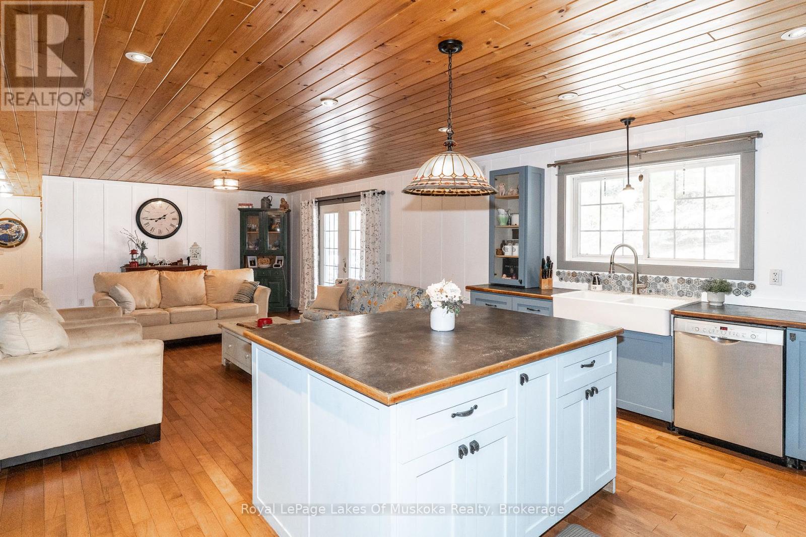 1185 Miriam Drive, Bracebridge, Ontario  P1L 1X1 - Photo 11 - X13103830