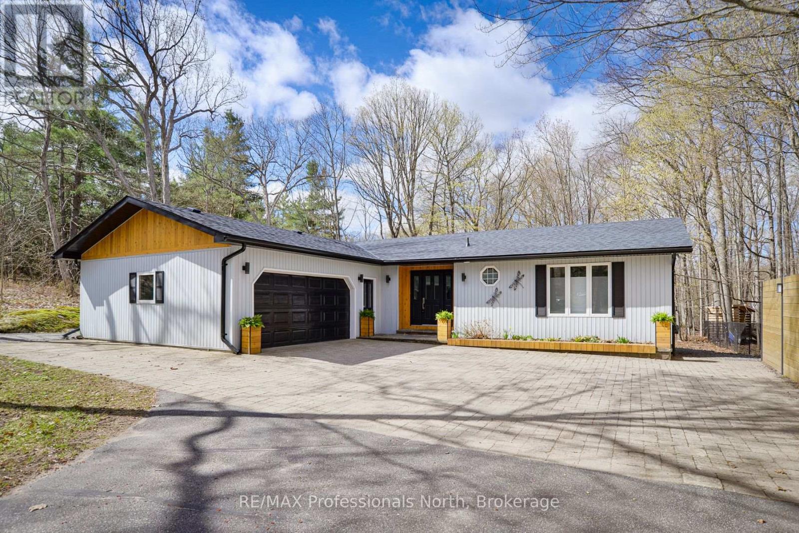 225 Blanchard Street W, Gravenhurst, Ontario  P1P 1A8 - Photo 2 - X13104682
