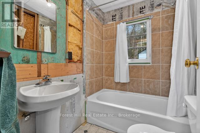 4698 Muskoka Rd 117 Highway, Lake Of Bays, Ontario P0B 1A0 - Photo 21 - X13108074