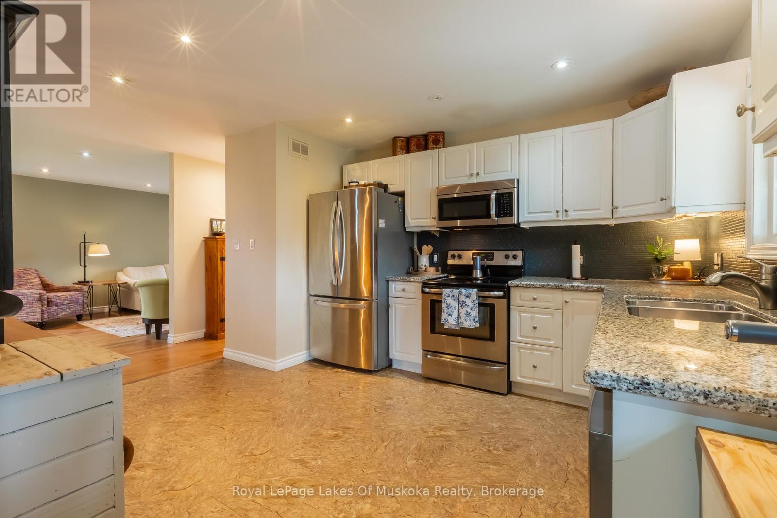 17 Hart Court, Huntsville, Ontario P1H 1T6 - Photo 17 - X13109952