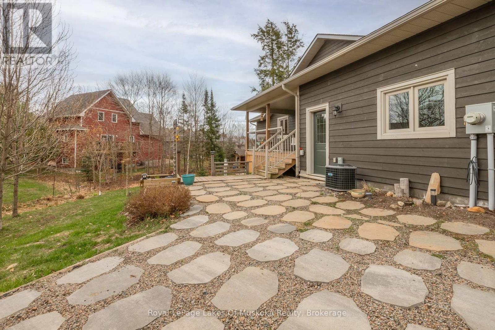 17 Hart Court, Huntsville, Ontario P1H 1T6 - Photo 6 - X13109952