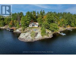 1042 EL-KEE POINT LANE, Muskoka Lakes, Ontario
