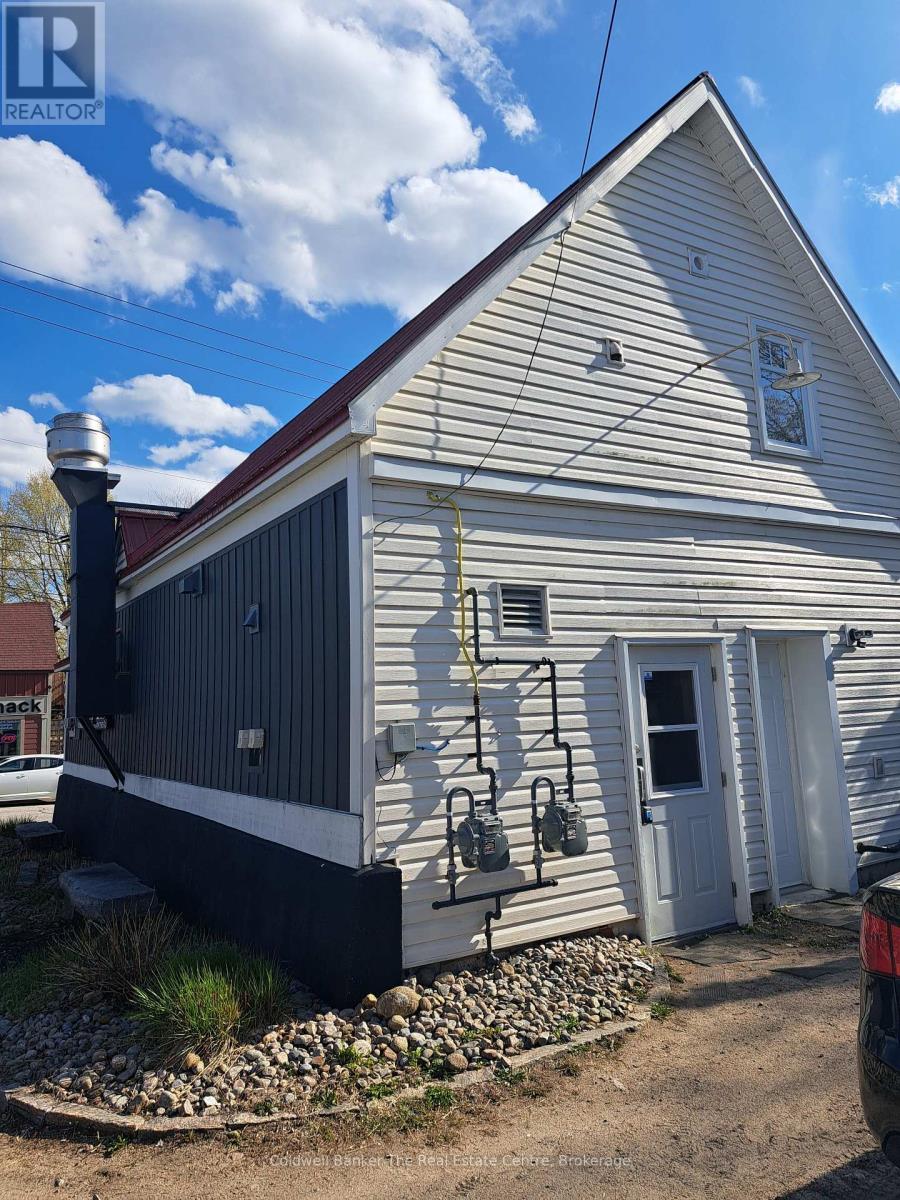 150 Hotchkiss Street, Gravenhurst, Ontario  P1P 1H6 - Photo 3 - X13111212