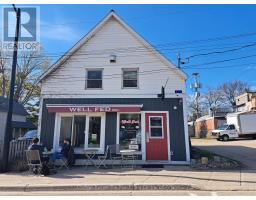 150 HOTCHKISS STREET, Gravenhurst, Ontario