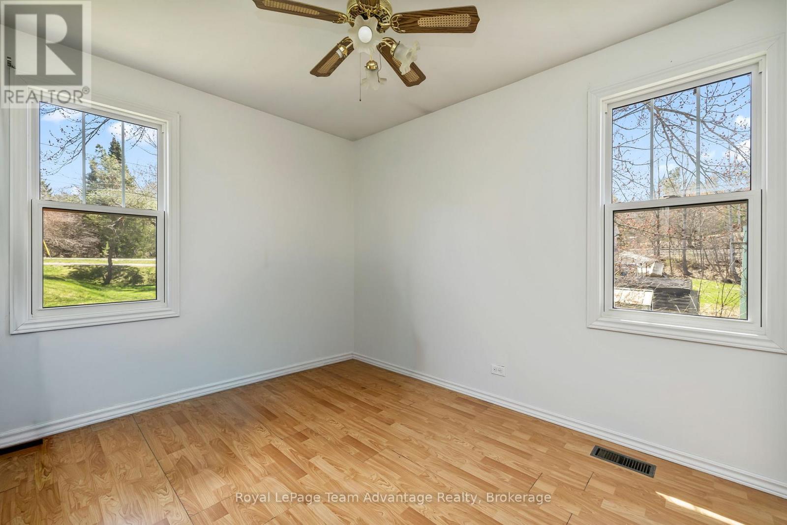 2 Meadow Street, Parry Sound, Ontario  P2A 2L9 - Photo 10 - X13112010