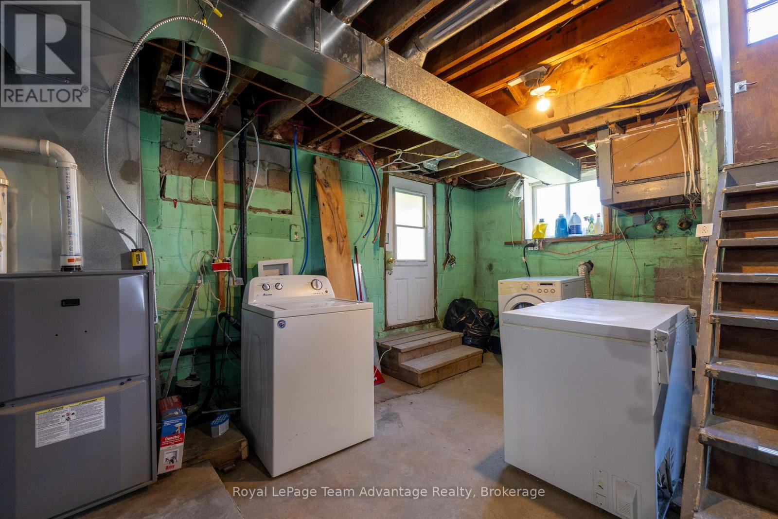 2 Meadow Street, Parry Sound, Ontario  P2A 2L9 - Photo 18 - X13112010