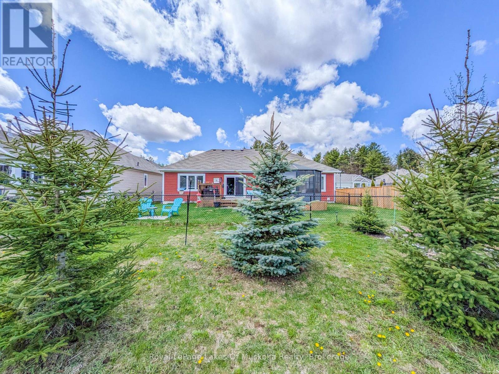 6 Fawnbrook Court, Bracebridge, Ontario P1L 0A3 - Photo 2 - X13115480