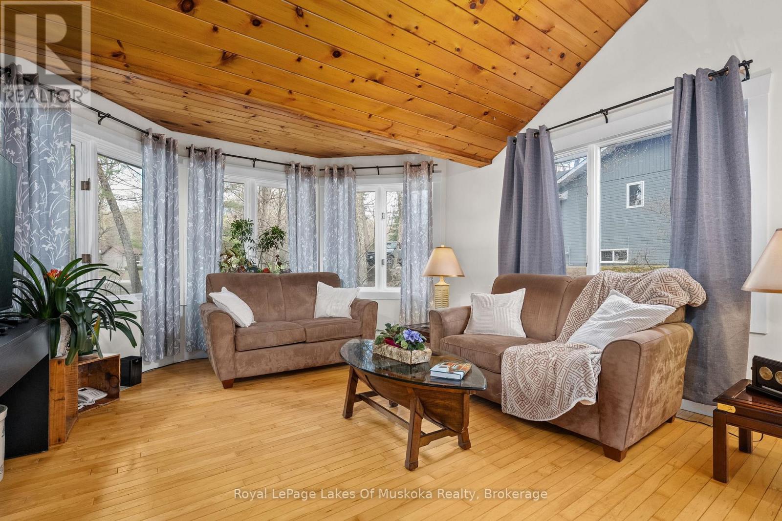84 Clarke Crescent, Huntsville, Ontario P0B 1L0 - Photo 9 - X13116158