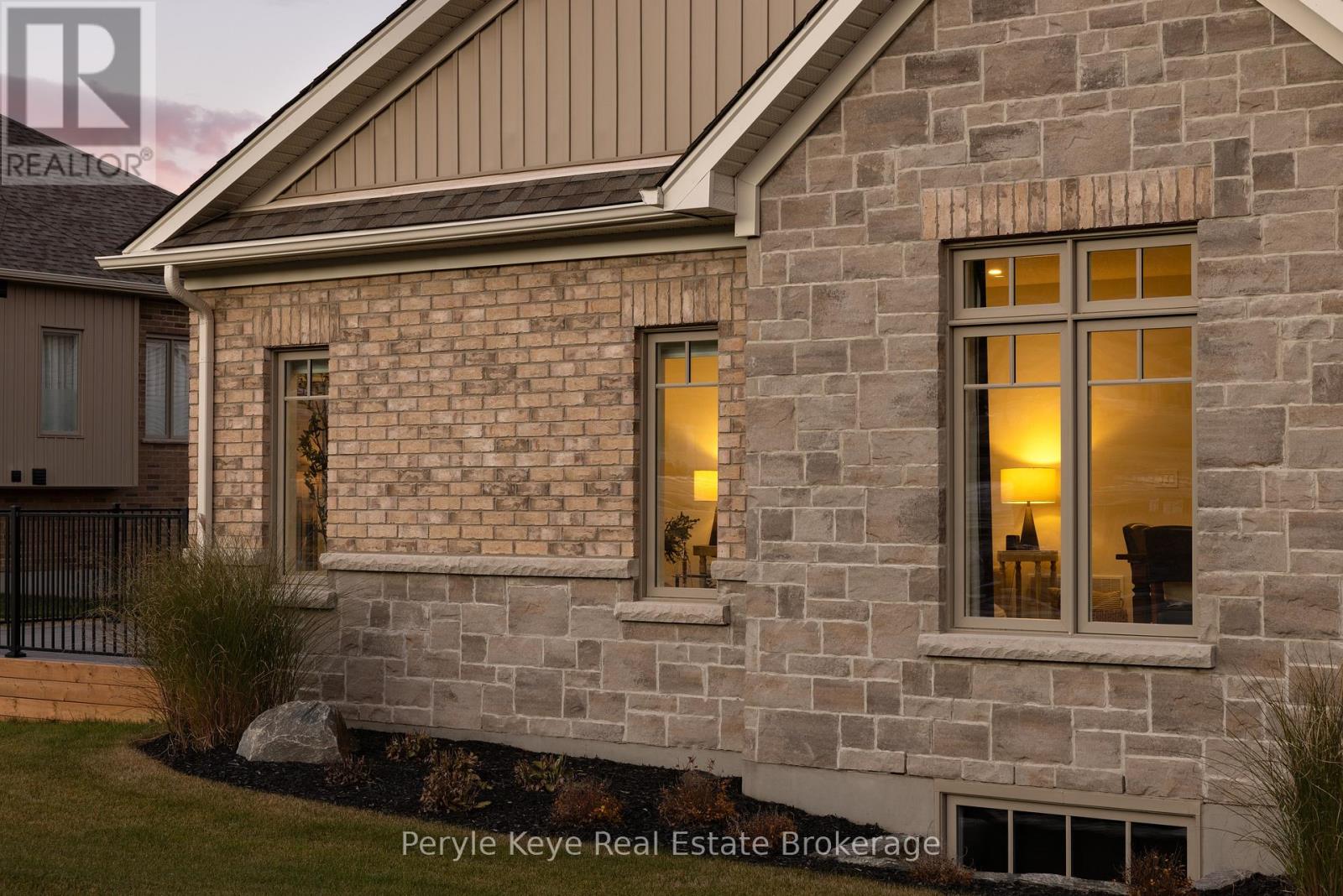 14 Charles Morley Boulevard, Huntsville, Ontario P1H 0G5 - Photo 41 - X13120374