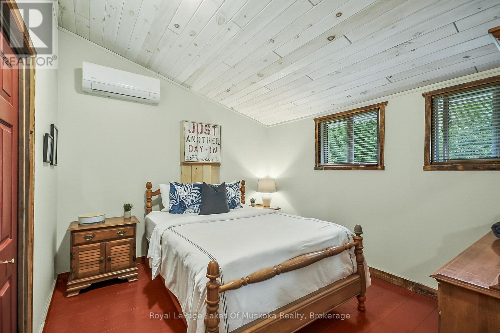 1009 Kirbys Beach Road, Bracebridge, Ontario P1L 1X2 - Photo 10 - X13120952
