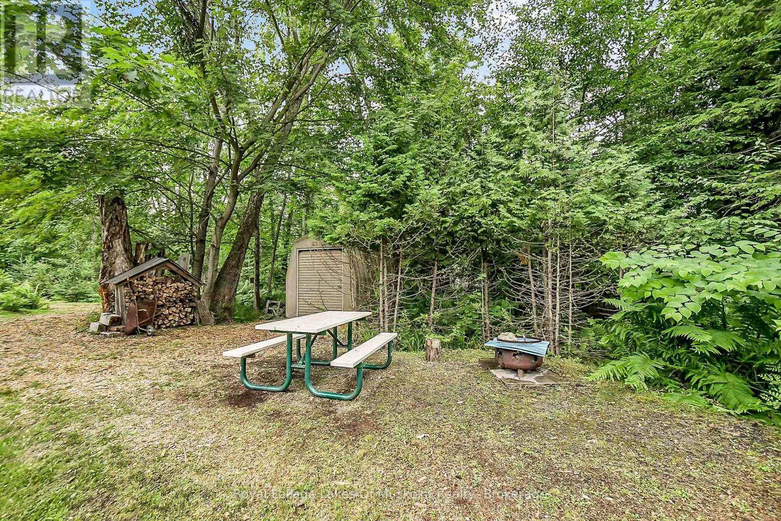 1009 Kirbys Beach Road, Bracebridge, Ontario P1L 1X2 - Photo 15 - X13120952