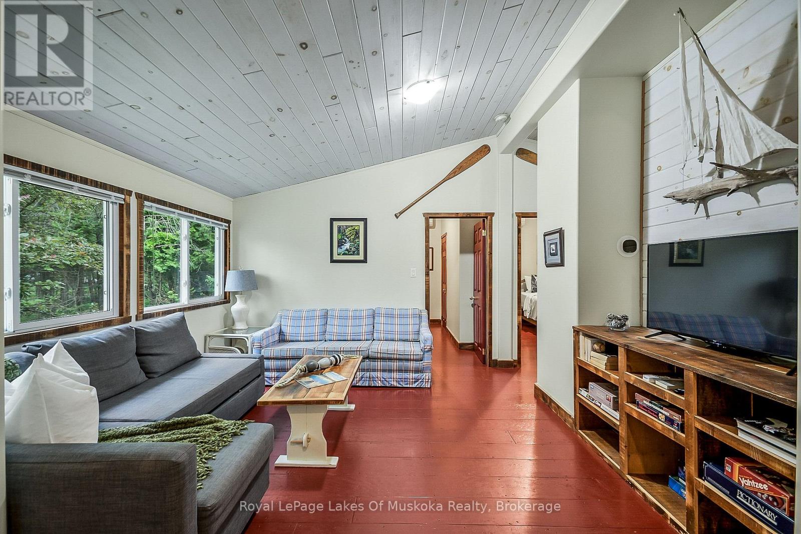 1009 Kirbys Beach Road, Bracebridge, Ontario P1L 1X2 - Photo 7 - X13120952