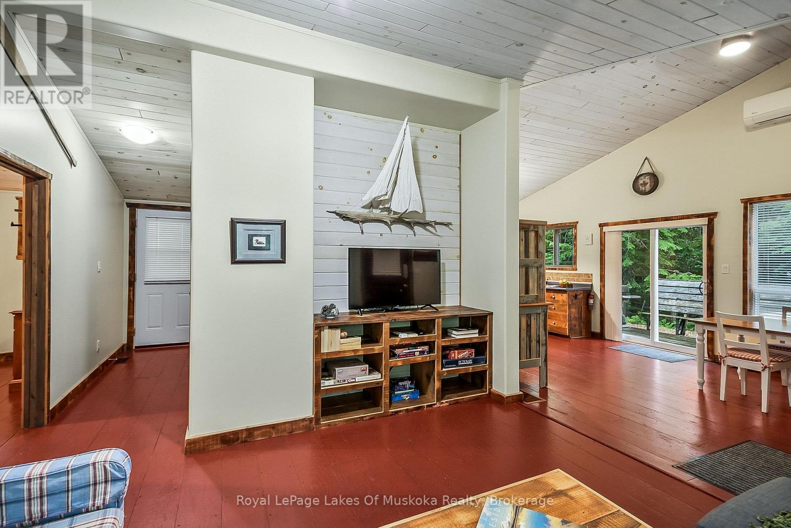 1009 Kirbys Beach Road, Bracebridge, Ontario P1L 1X2 - Photo 8 - X13120952