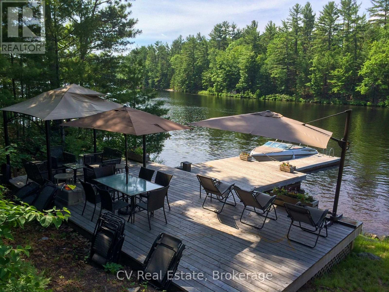 1343 North Muldrew Lake Road, Gravenhurst, Ontario P1P 1V4 - Photo 2 - X13122498