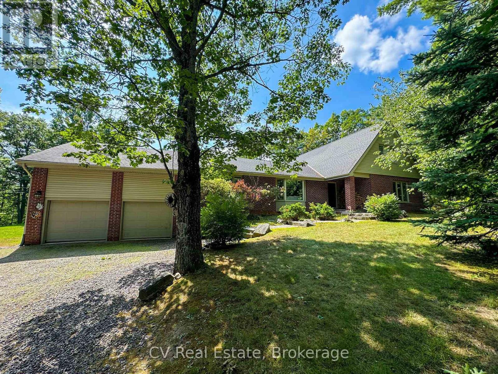 1343 North Muldrew Lake Road, Gravenhurst, Ontario P1P 1V4 - Photo 5 - X13122498