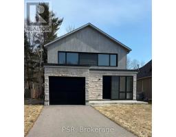 8 BAYPOINT COURT, Gravenhurst, Ontario