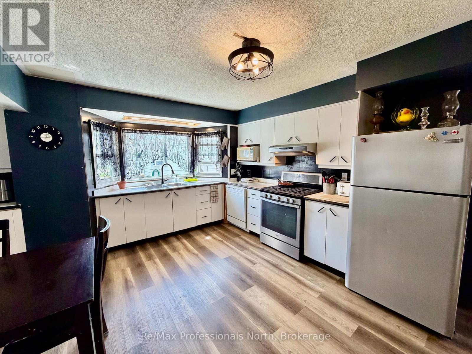 550 Mary Street N, Gravenhurst, Ontario  P1P 1E8 - Photo 5 - X13123382
