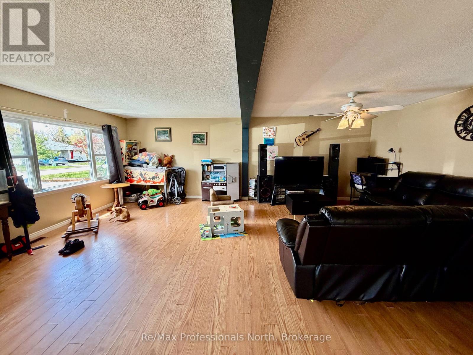 550 Mary Street N, Gravenhurst, Ontario  P1P 1E8 - Photo 7 - X13123382