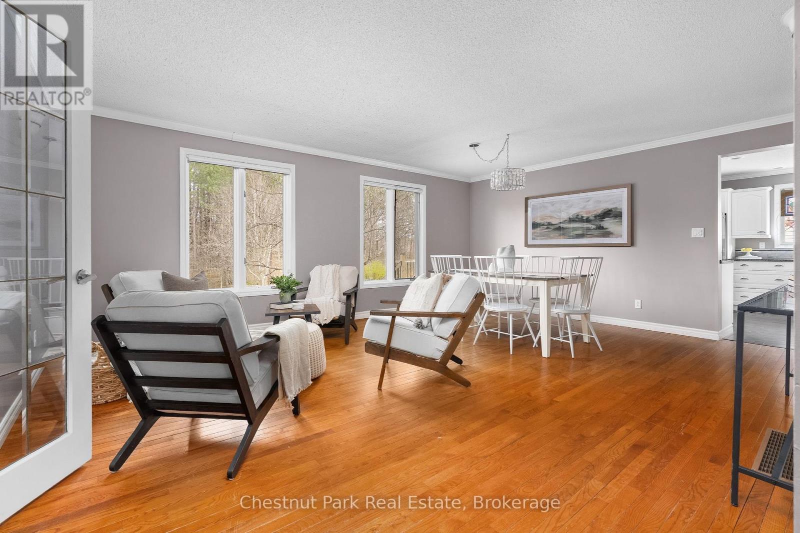 22 Glenwood Drive, Huntsville, Ontario  P1H 1B6 - Photo 5 - X13126560
