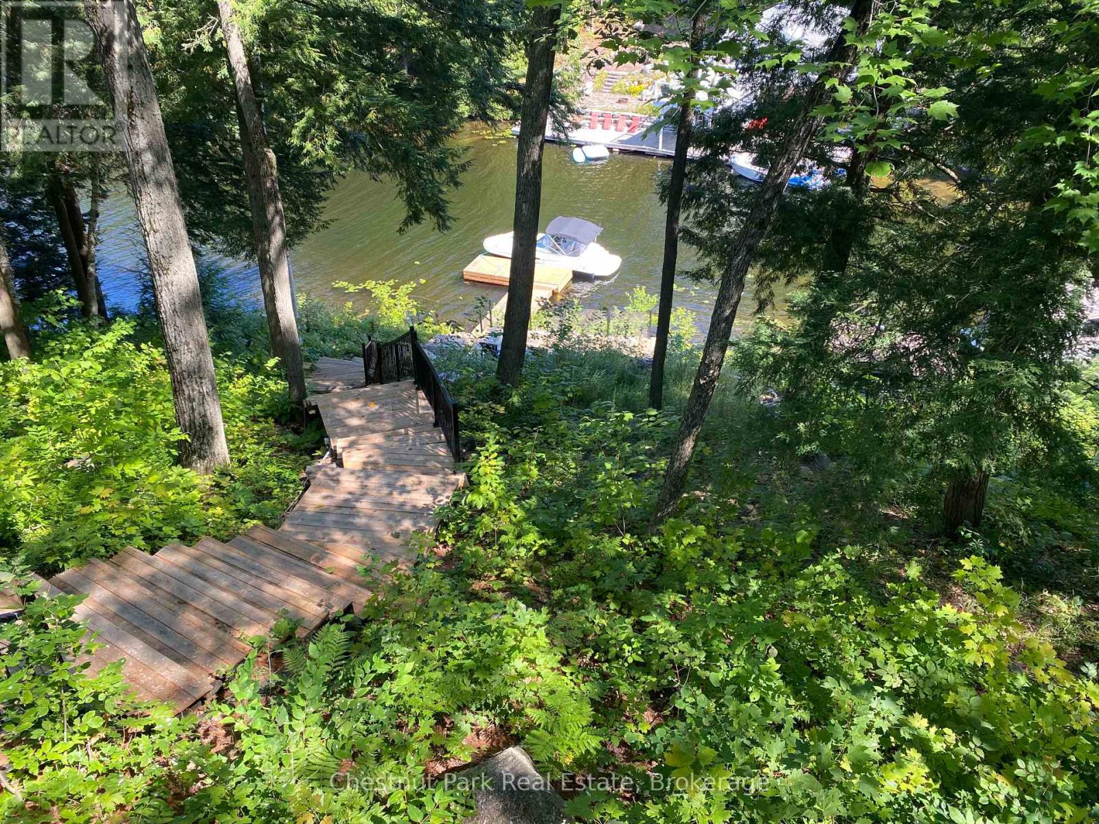 1019 Old Bala Road, Muskoka Lakes, Ontario  P0C 1A0 - Photo 2 - X13127506