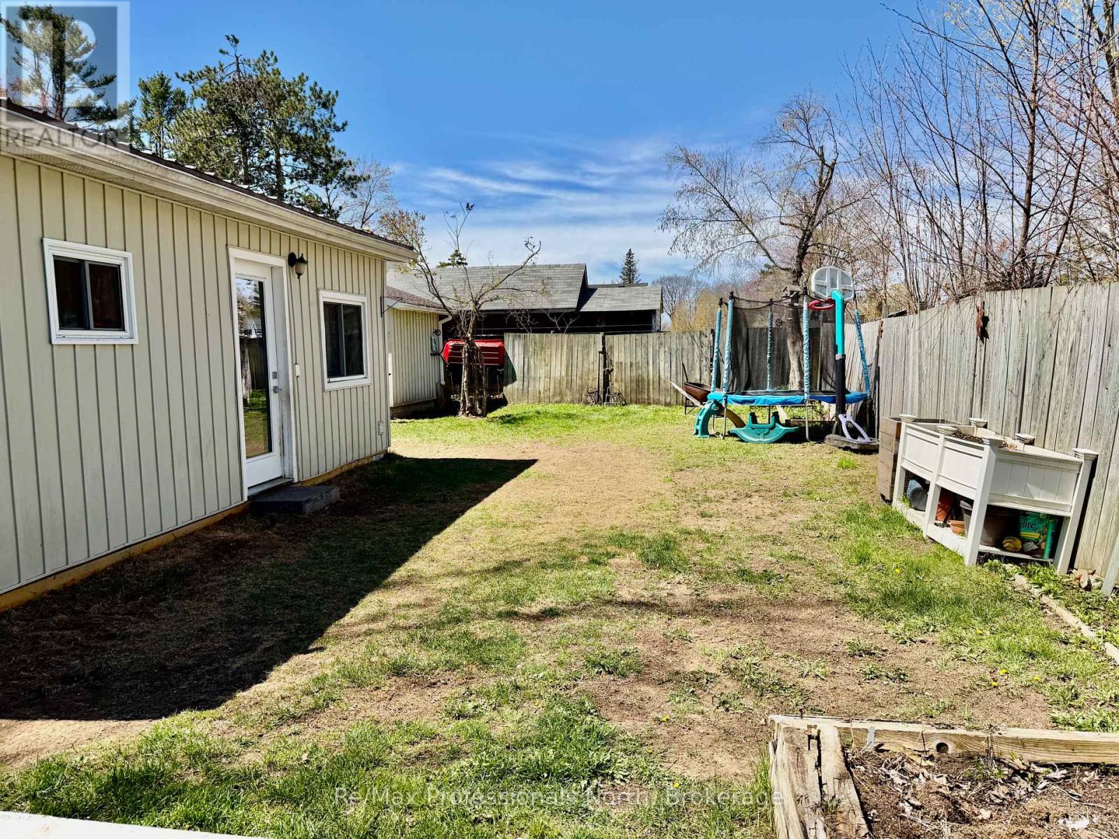 550 Pinedale Road, Gravenhurst, Ontario P1P 1M1 - Photo 26 - X13128906