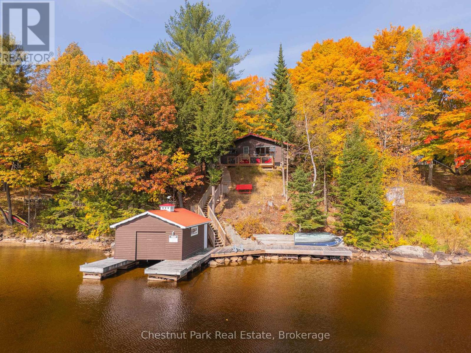 639 Evergreen Trail, Huntsville, Ontario  P0B 1M0 - Photo 1 - X13129024