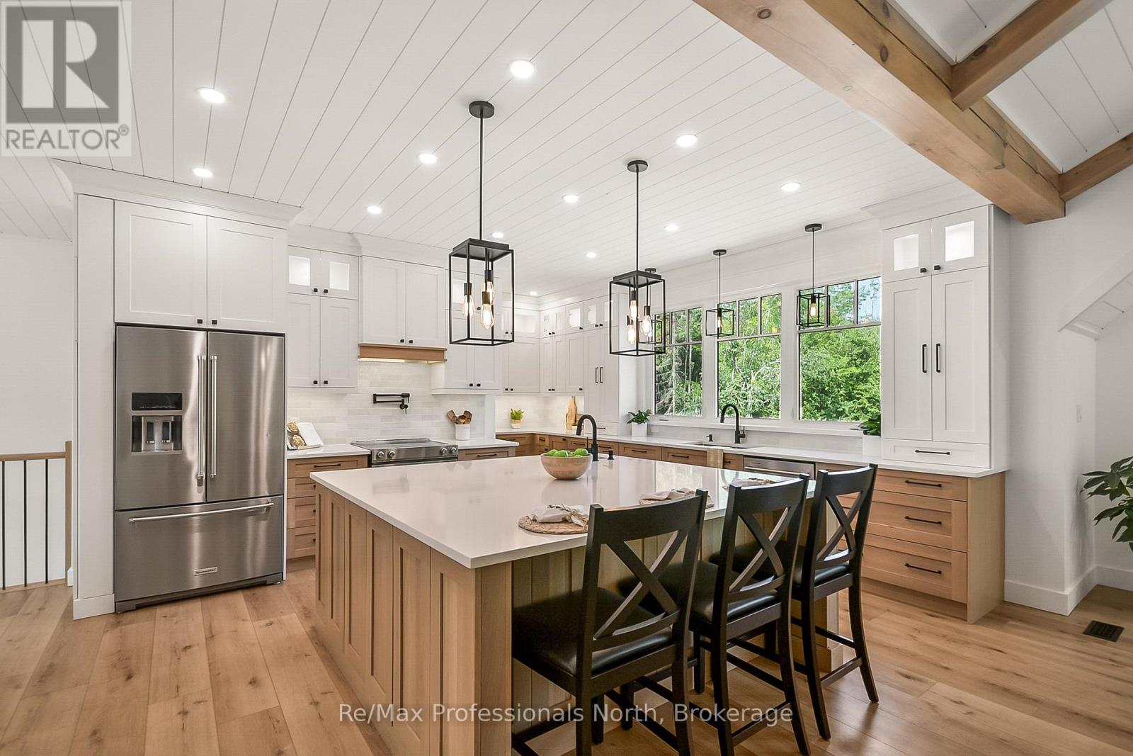 1054 Brydons Bay Road, Gravenhurst, Ontario  P1P 1R1 - Photo 13 - X13129310