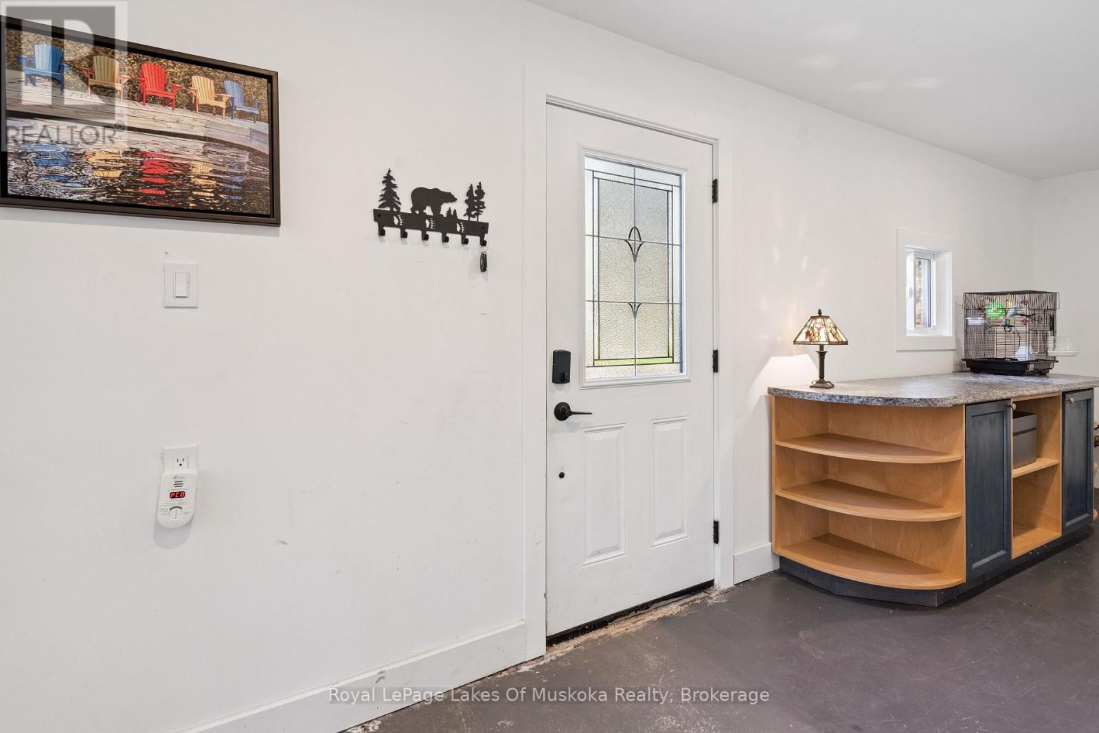 1052 Old Falkenburg Road, Bracebridge, Ontario  P1L 1X4 - Photo 6 - X13129346