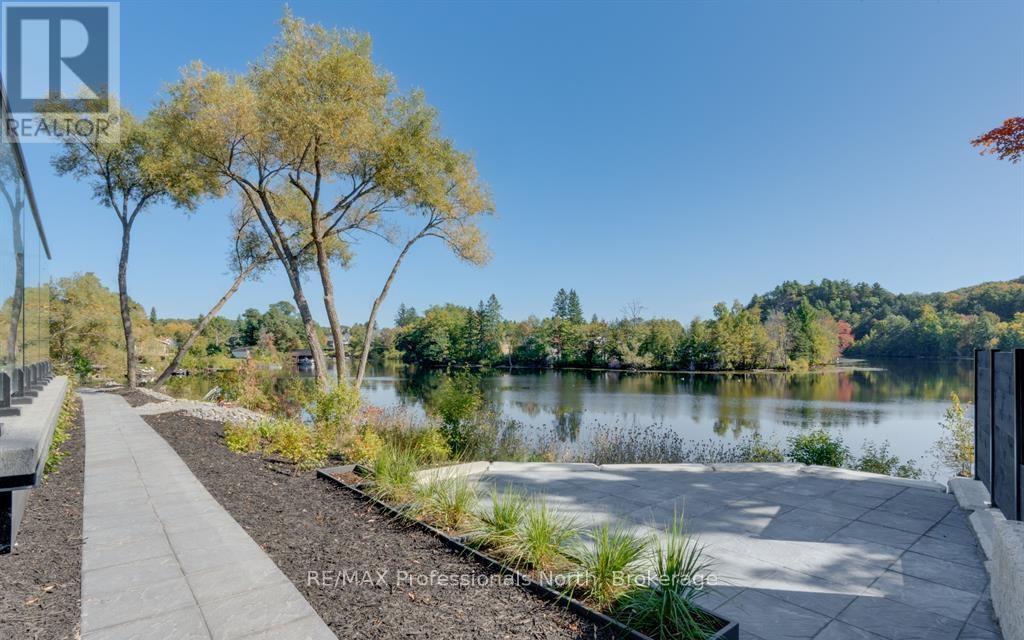 105 - 32 Brunel Road, Huntsville, Ontario P1H 1P5 - Photo 38 - X13130840