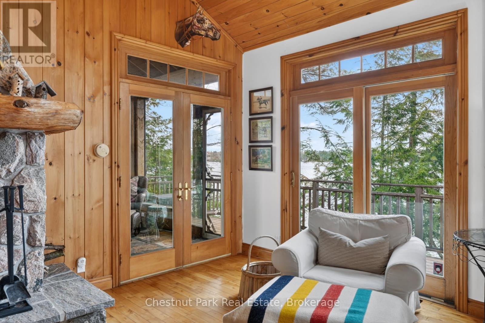 1069 Ridge Road, Muskoka Lakes, Ontario  P0C 1M0 - Photo 12 - X13130908