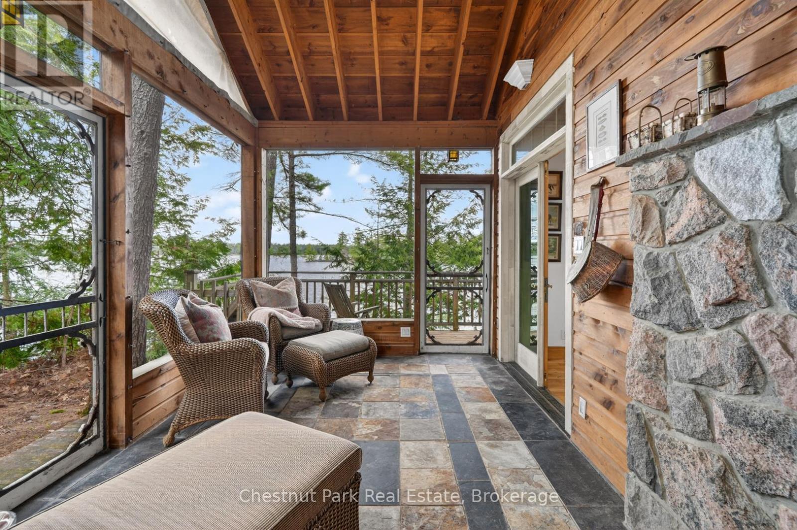 1069 Ridge Road, Muskoka Lakes, Ontario  P0C 1M0 - Photo 13 - X13130908